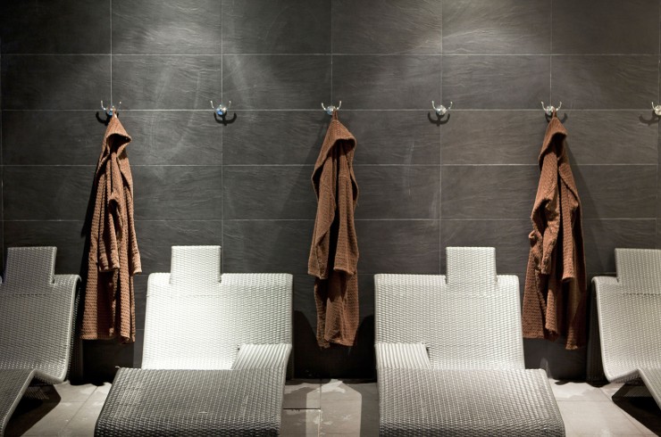 St Tropez Spray Tan | 